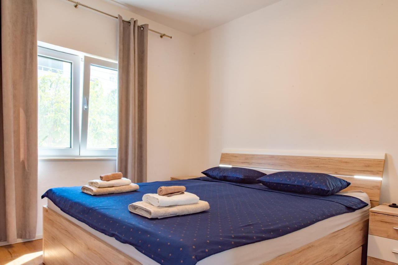 Beach Holiday Home With Private Jacuzzi & Parking โตรกีร์ ภายนอก รูปภาพ