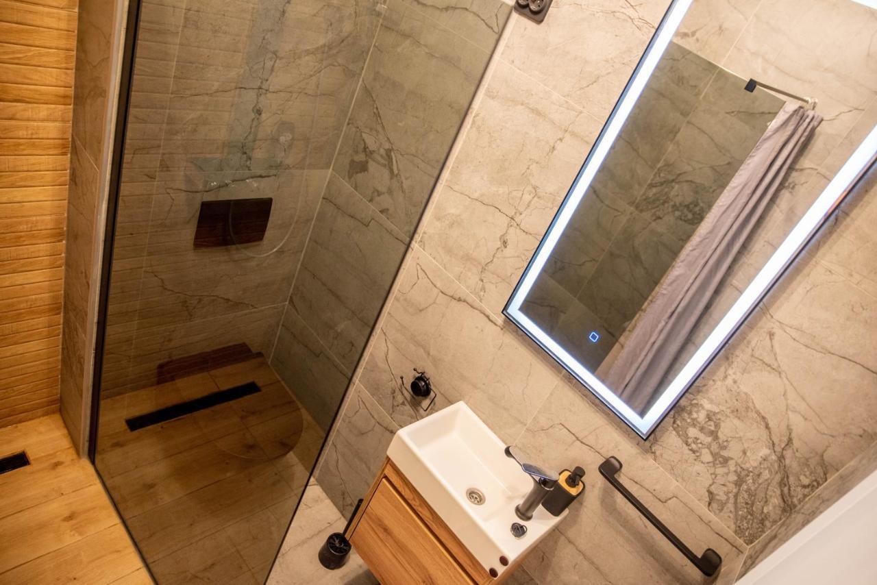 Beach Holiday Home With Private Jacuzzi & Parking โตรกีร์ ภายนอก รูปภาพ