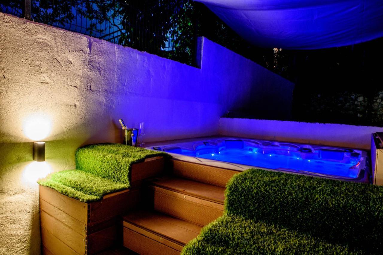 Beach Holiday Home With Private Jacuzzi & Parking โตรกีร์ ภายนอก รูปภาพ